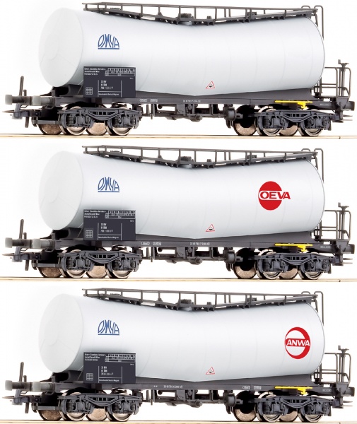 Set of 3 Tank cars OMYA<br /><a href='images/pictures/Roco/179161.jpg' target='_blank'>Full size image</a>
